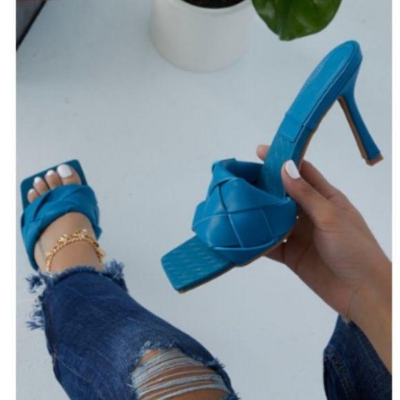 Woven Square Toe Mules – Black - Picture 9 of 10